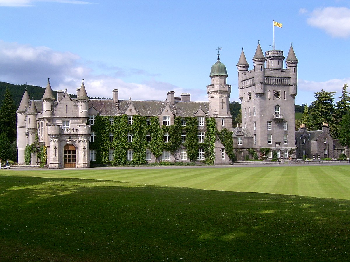 Aberdeen & Balmoral Castle